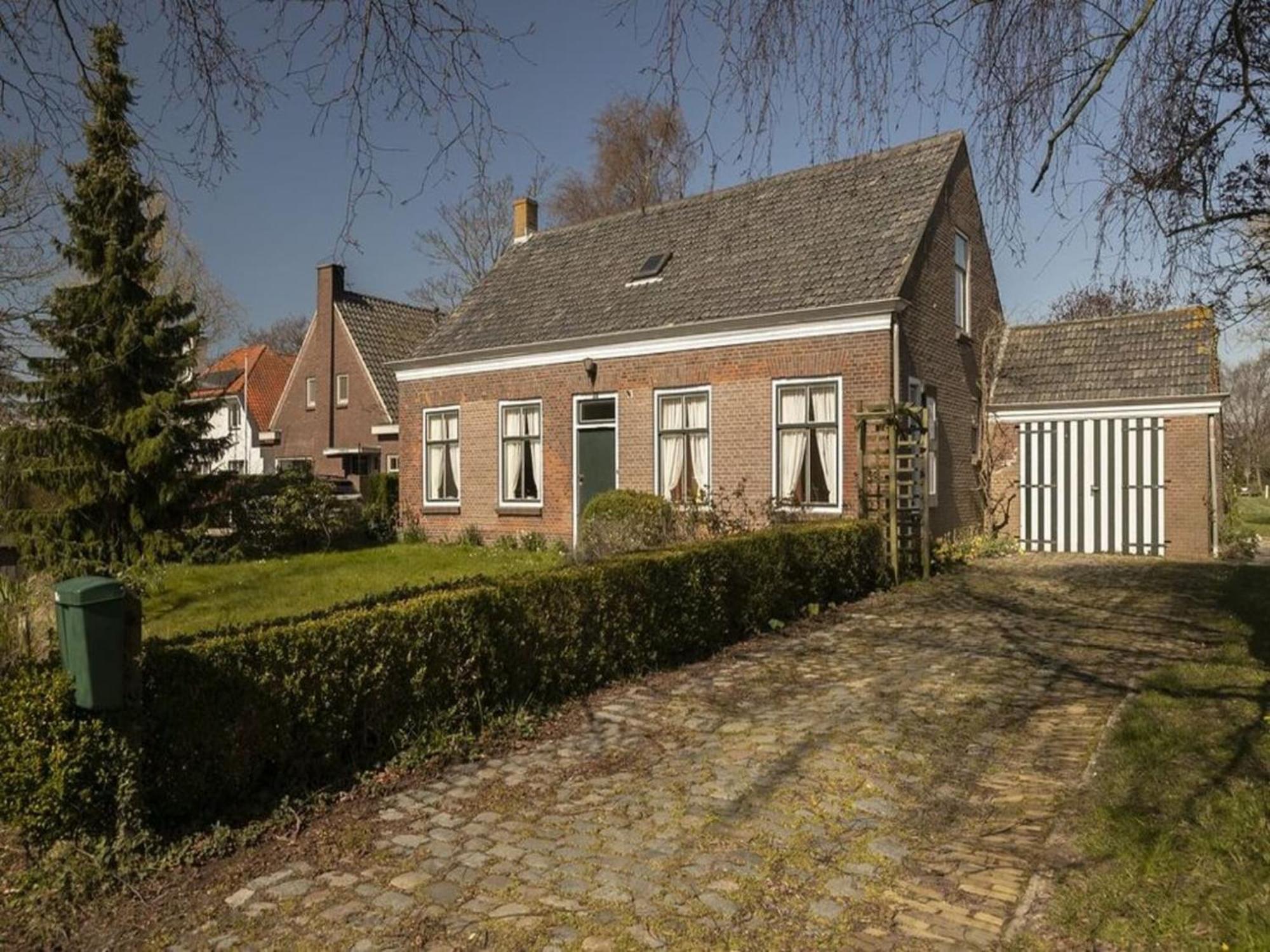 Pleasaing Holiday Home In Oostkapelle Near Centre Exteriör bild